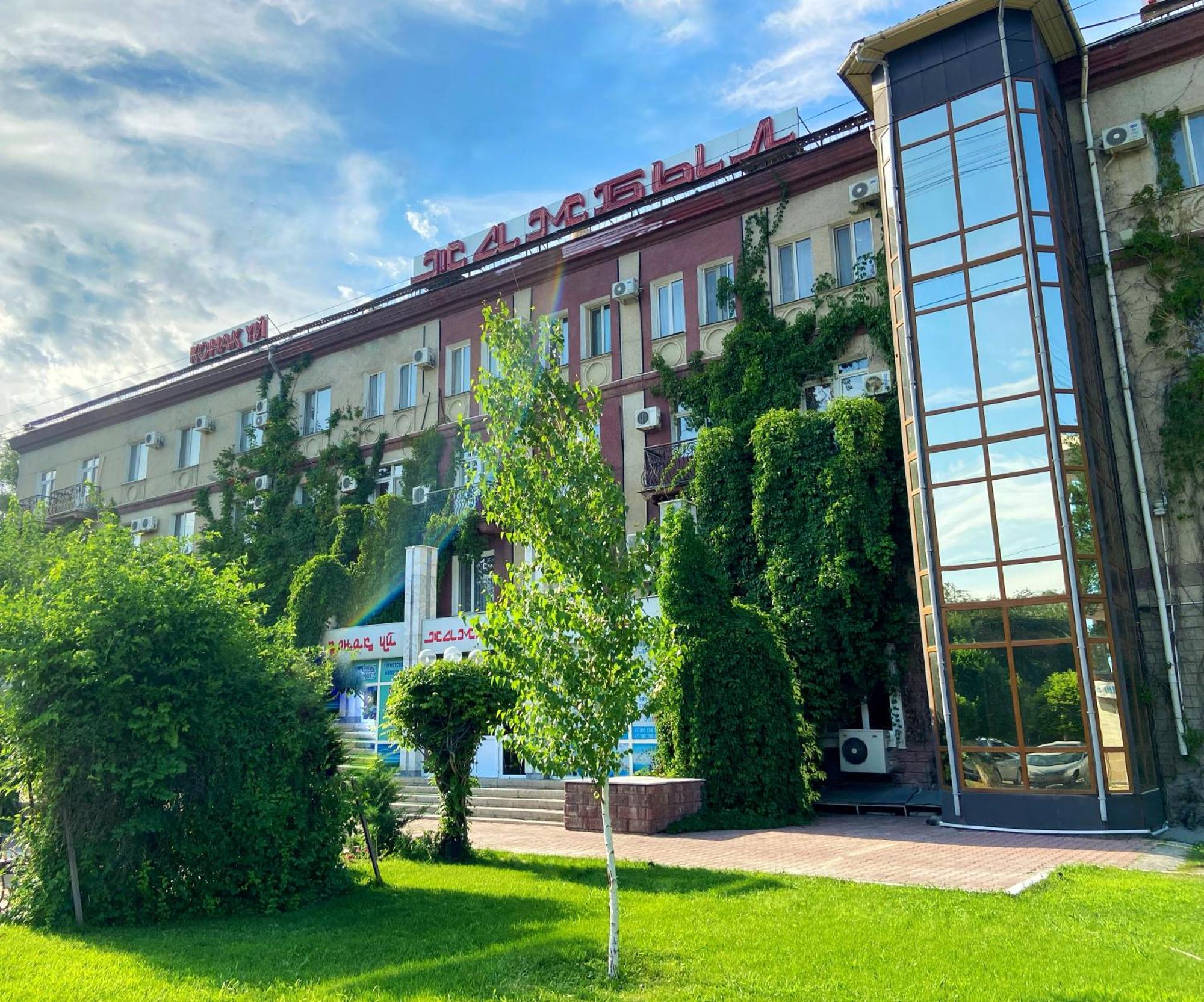 Hotel Zhambyl Taraz Zewnętrze zdjęcie