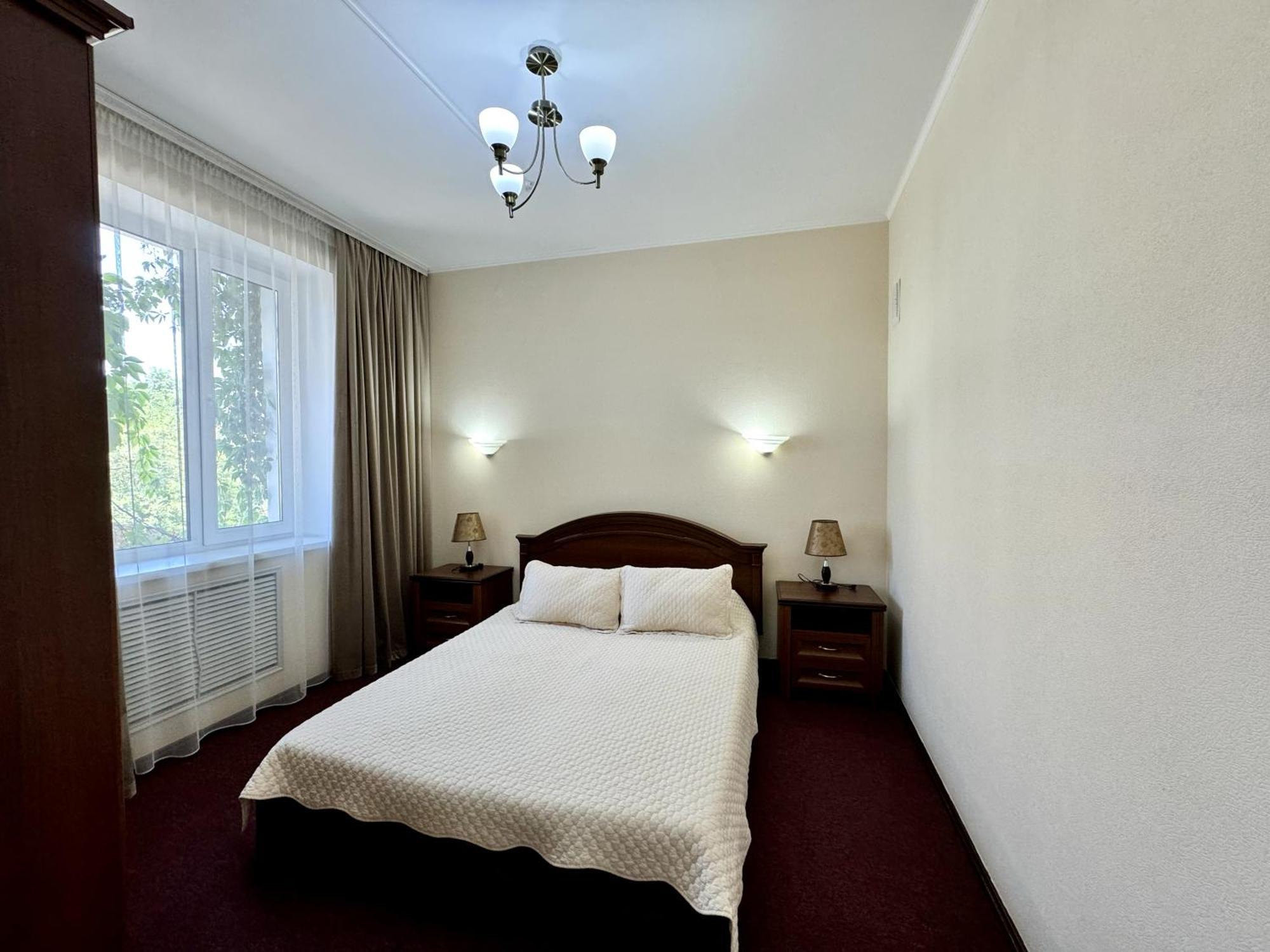 Hotel Zhambyl Taraz Zewnętrze zdjęcie