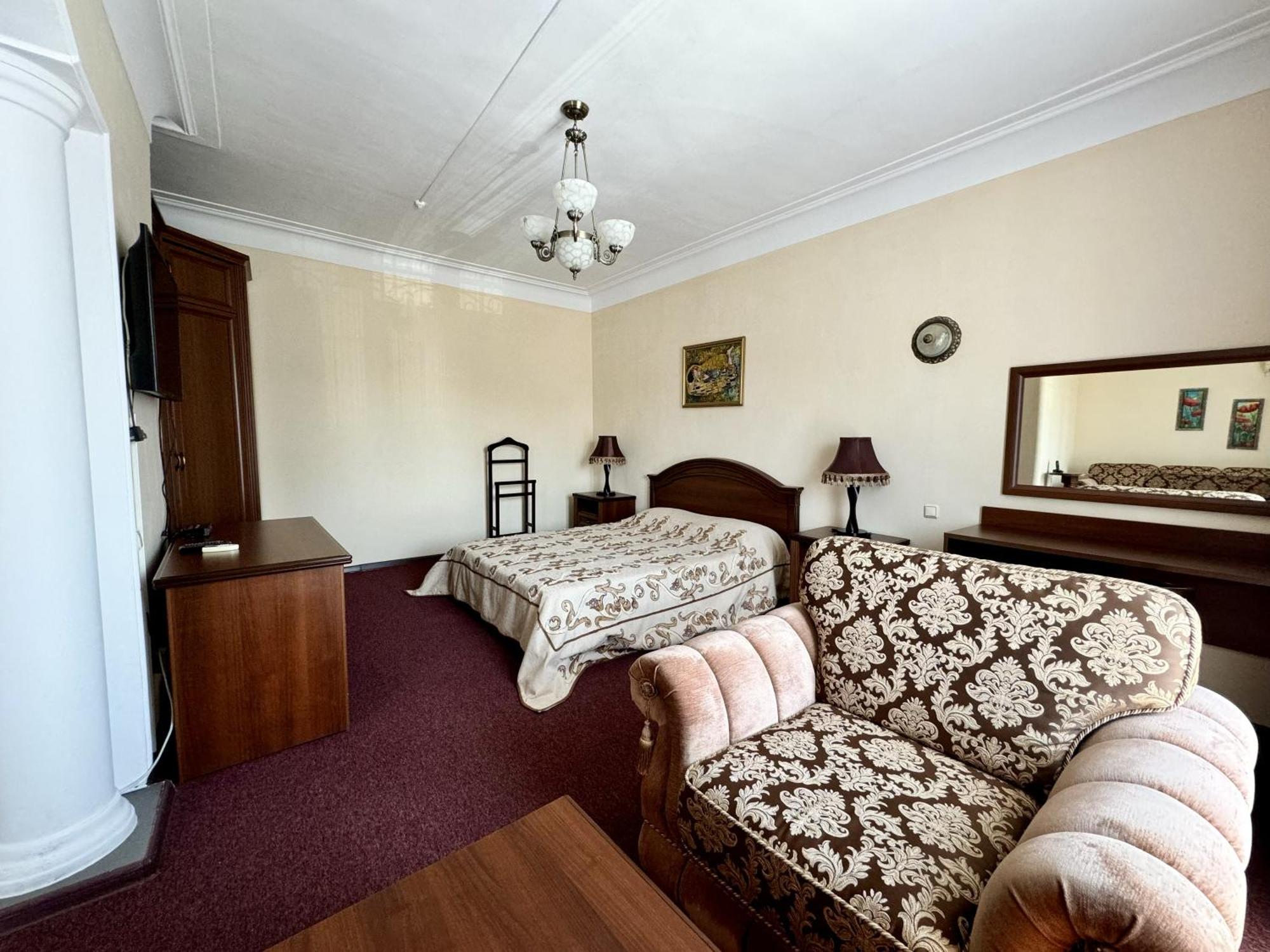 Hotel Zhambyl Taraz Zewnętrze zdjęcie