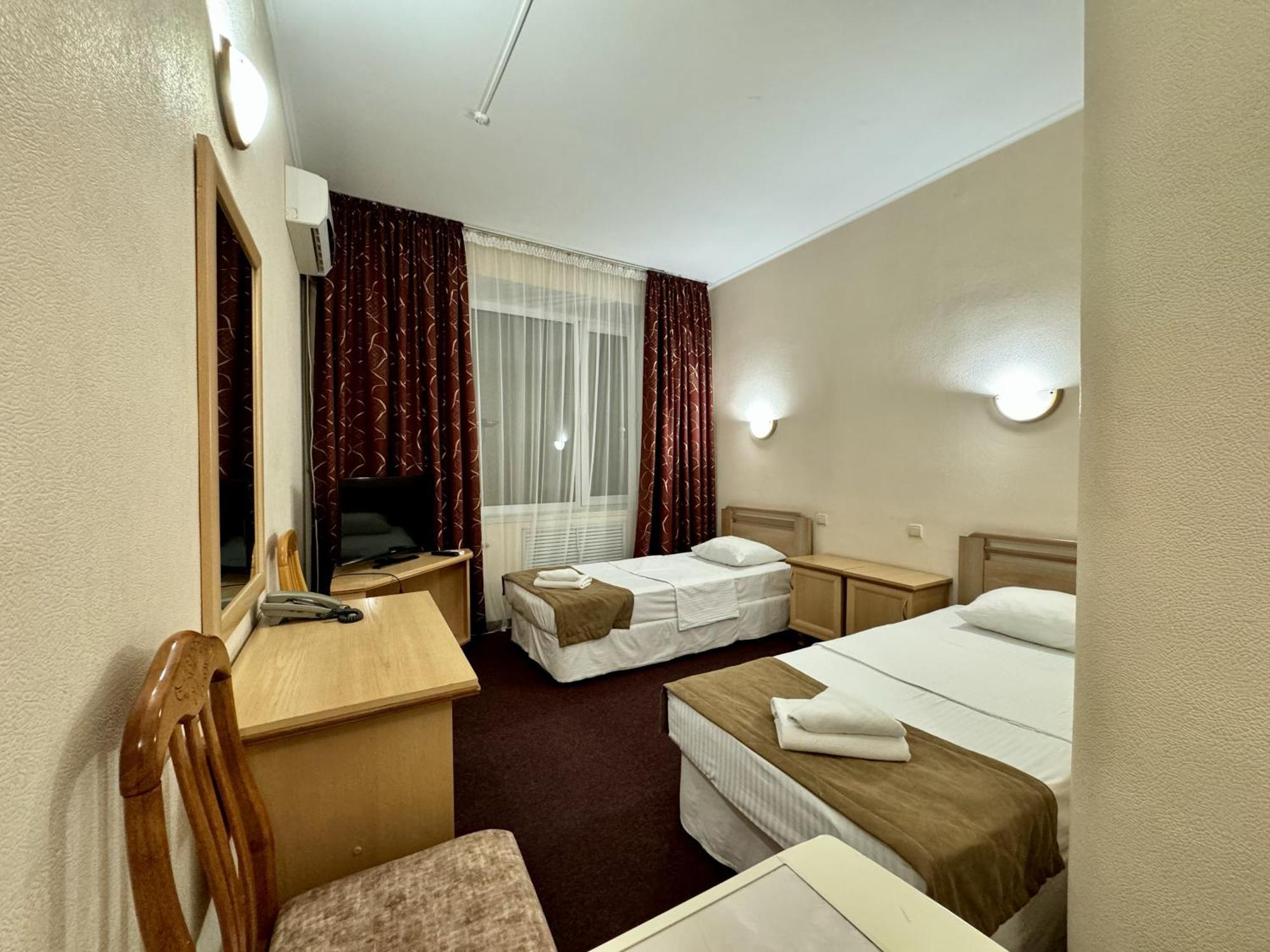 Hotel Zhambyl Taraz Zewnętrze zdjęcie